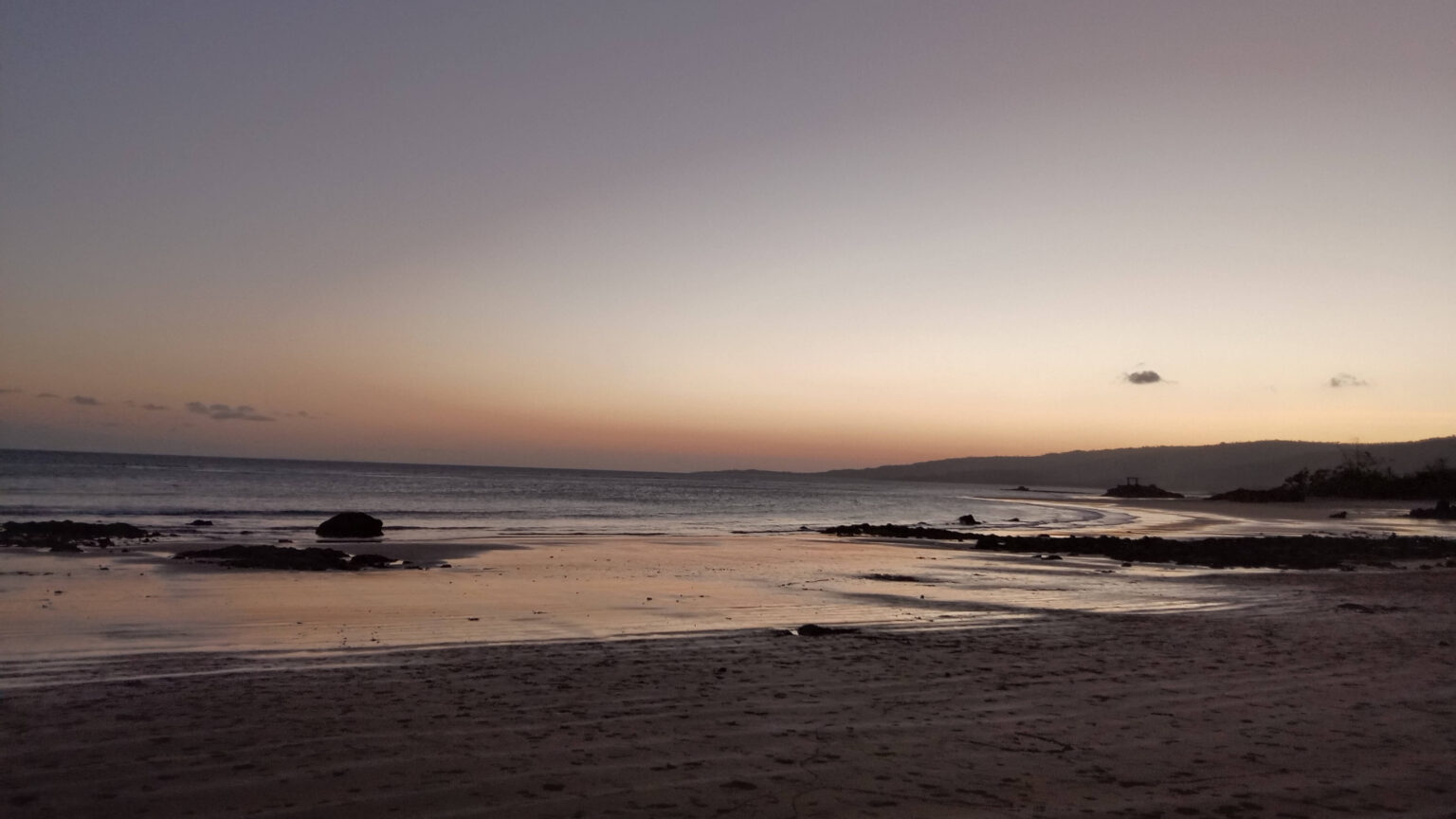 Pantai-Puru-Sore-Hari1-1536x864